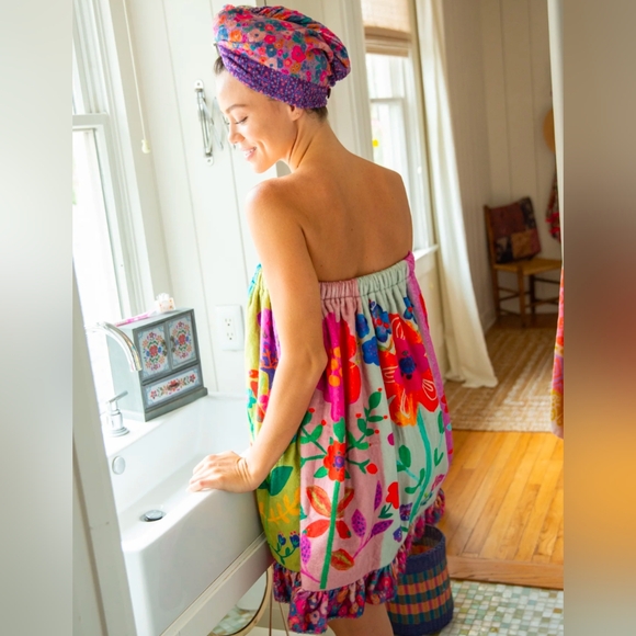 Floral Multicolor Bath Towel - Picture 2 of 7